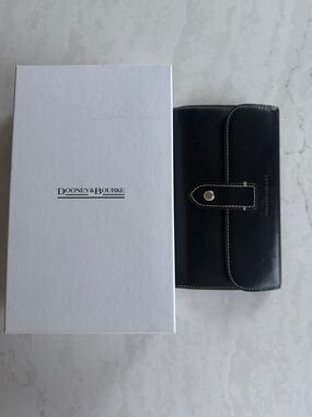 Dooney & Bourke Black Leather Snap Wallet with Contrast Stitching